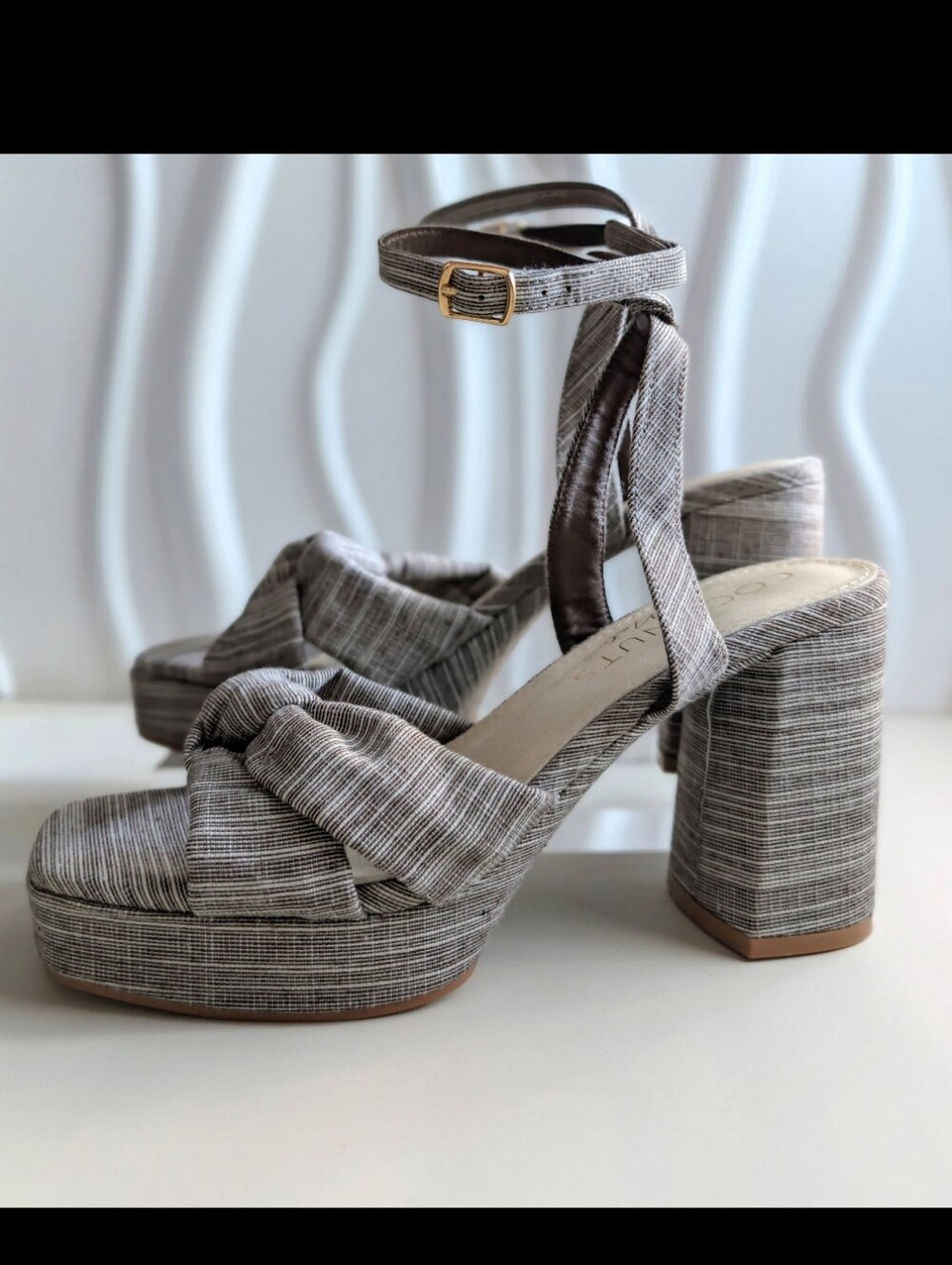 NIB Coconuts by Matisse Genoa Brown Stripe Platform Sandals Size 8